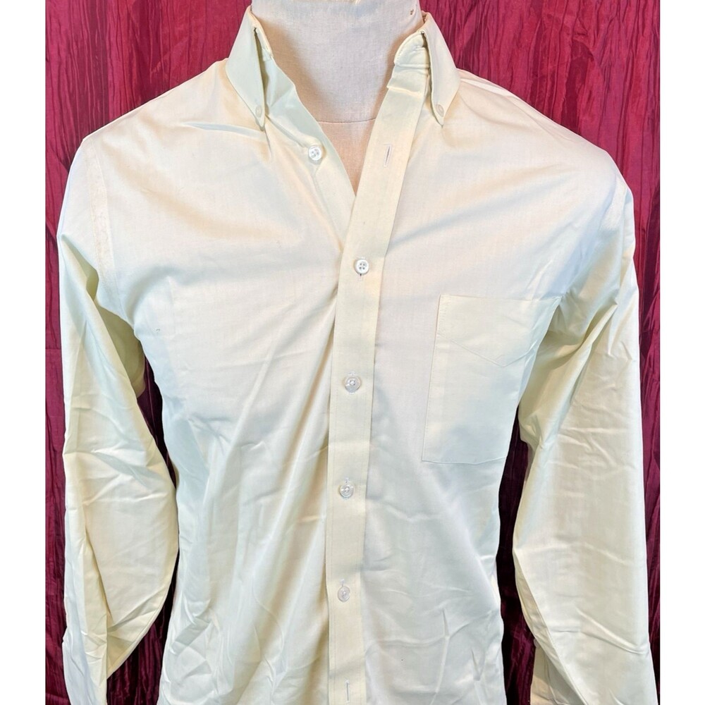 Mens Geoffrey Beene Classic Fit  Wrinkle Free Yellow  Dress Shirt sz 15x32/33